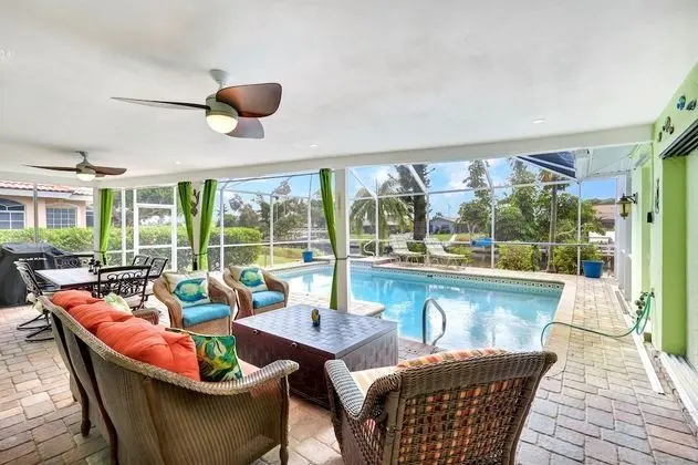 Deluxe Villa, 4 Yatak Odası, Kişiye Özel Havuzlu, Kanal Manzaralı