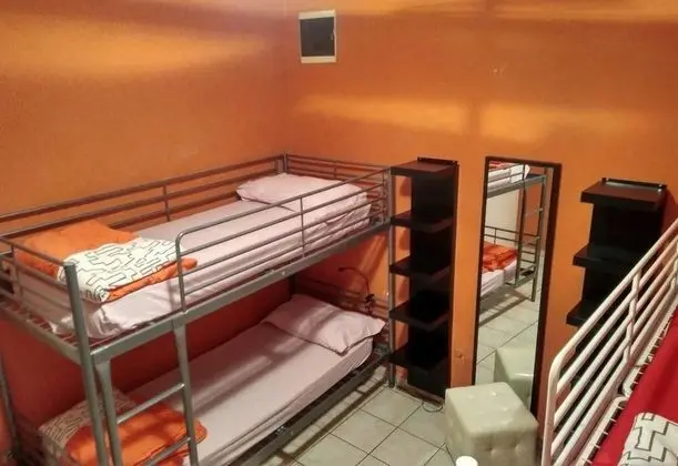 Ortak Ranzalı Oda, Karma Ranzalı Oda, Engellilere Uygun (4 Pax)