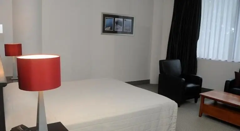 Standard Süit, 1 En Büyük (King) Boy Yatak