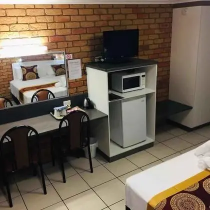 Oda (Queen Room)