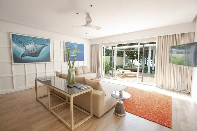 Superior Beach Villa with Pool