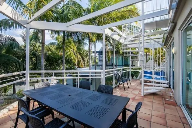 3 Bedroom Classic Penthouse