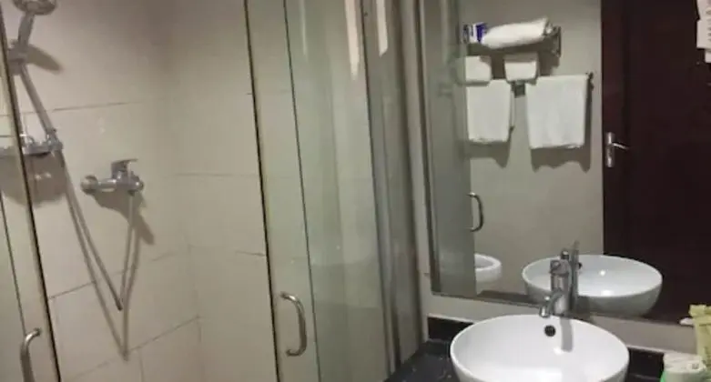 Deluxe Tek Büyük Yataklı Oda, 1 En Büyük (King) Boy Yatak, Bahçe Manzaralı