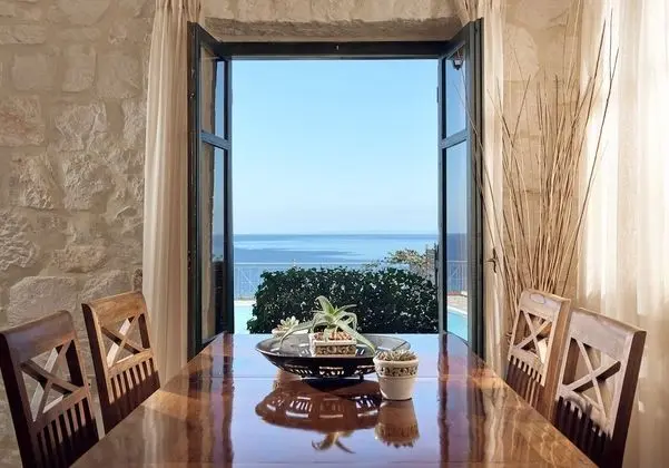 Superior Villa, 2 Yatak Odası, Kişiye Özel Havuzlu