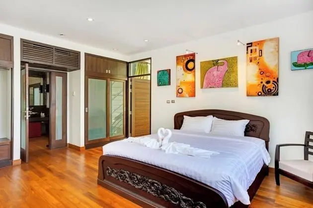 4-Bedroom Villa
