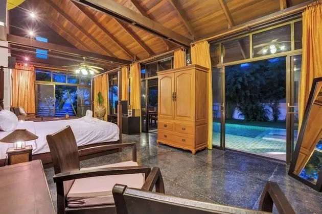 4-Bedroom Villa