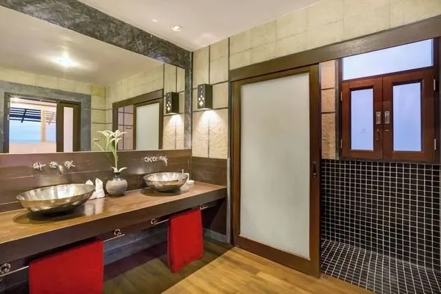 4-Bedroom Villa