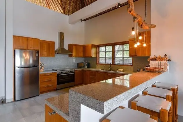 Exclusive Villa, 2 Yatak Odası, Kişiye Özel Havuzlu, Plaj Manzaralı