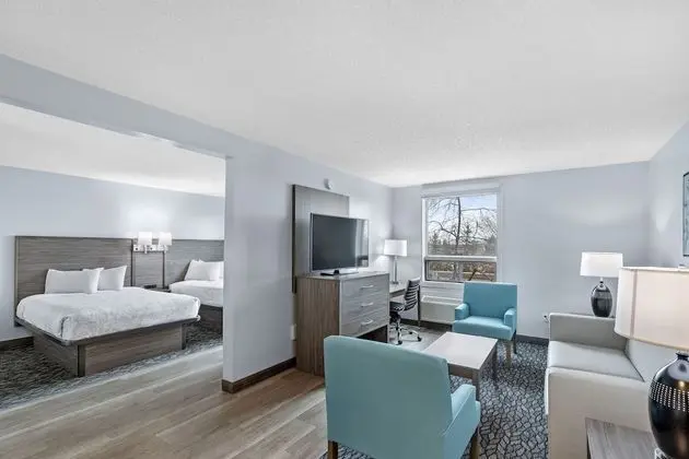 Superior Süit, Birden Çok Yatak, Sigara İçilmez (Upgraded Bedding & Snack, Smoke Free)
