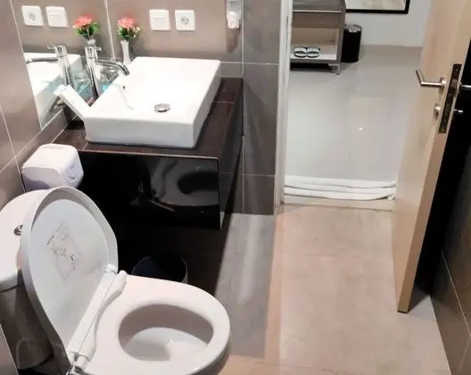 Superior Tek Büyük veya İki Ayrı Yataklı Oda