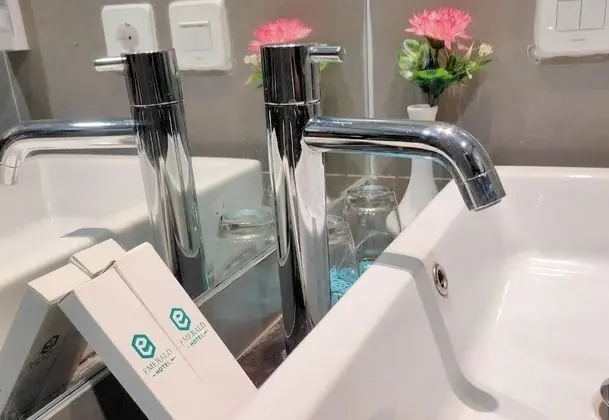 Superior Tek Büyük veya İki Ayrı Yataklı Oda