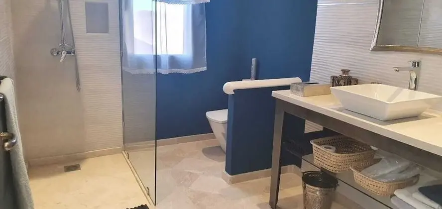 Tek Büyük Yataklı Oda (Bali)