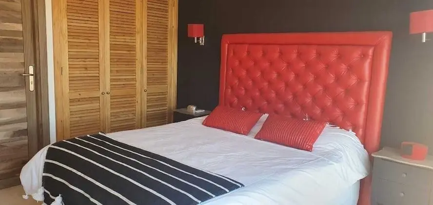 Tek Büyük Yataklı Oda (Dubai)