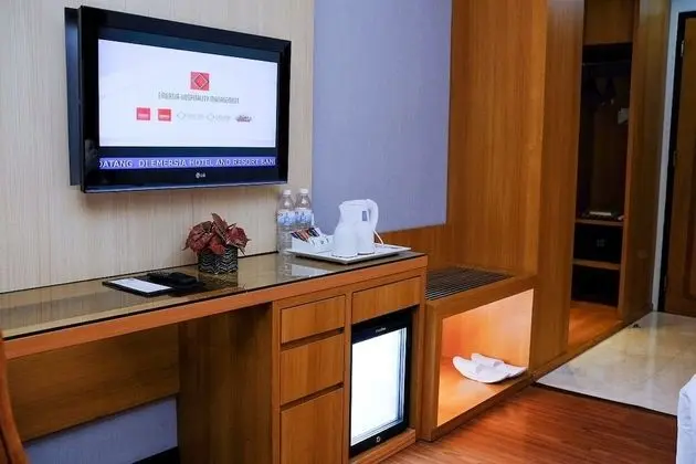 Executive Oda, 2 Tek Kişilik Yatak, Havuz Manzaralı