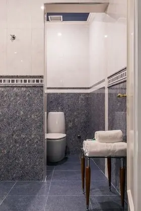 Deluxe Tek Büyük veya İki Ayrı Yataklı Oda