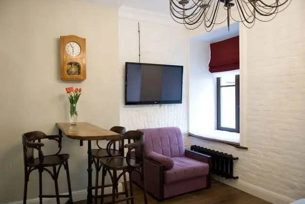 Traditional Apart Daire, Avlu Manzaralı