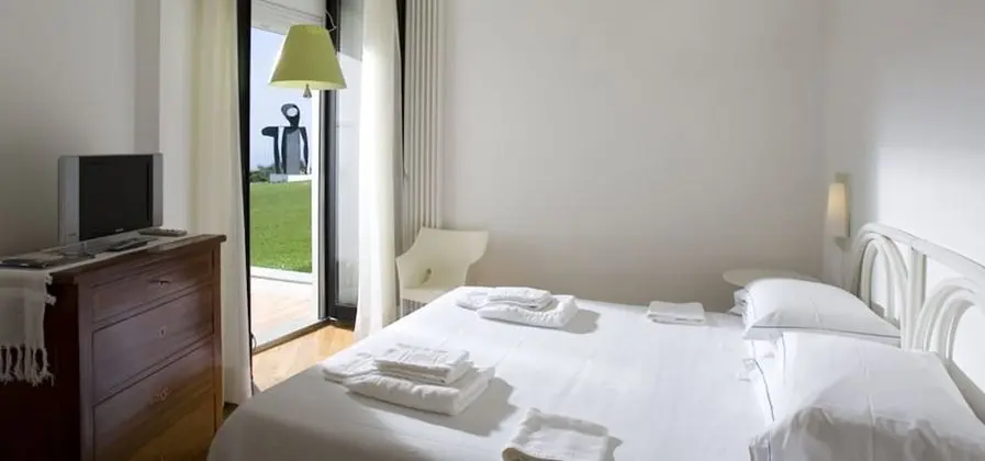 Comfort Tek Büyük Yataklı Oda, Kısmi Deniz Manzaralı