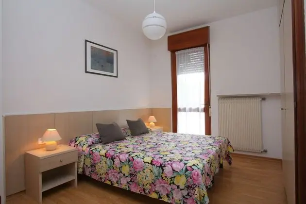 Apart Daire, 4 Yatak Odası, Bahçe Manzaralı