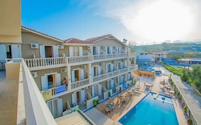 Family Oda, Balkon