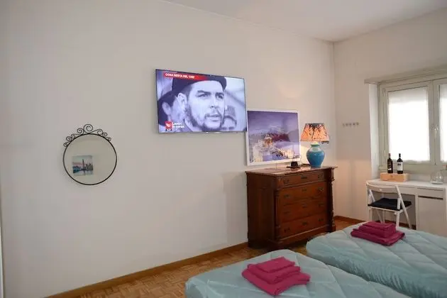 Executive Tek Büyük veya İki Ayrı Yataklı Oda, Ortak Banyo