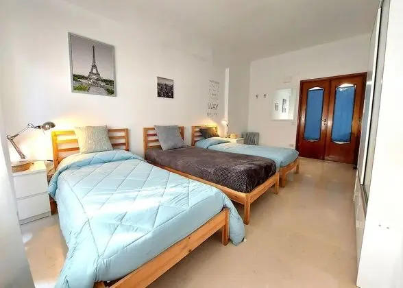 Executive Üç Kişilik Oda, Ortak Banyo