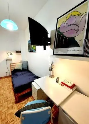 Tek Kişilik Oda, Ortak Banyo