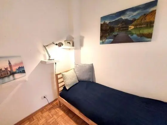 Tek Kişilik Oda, Ortak Banyo