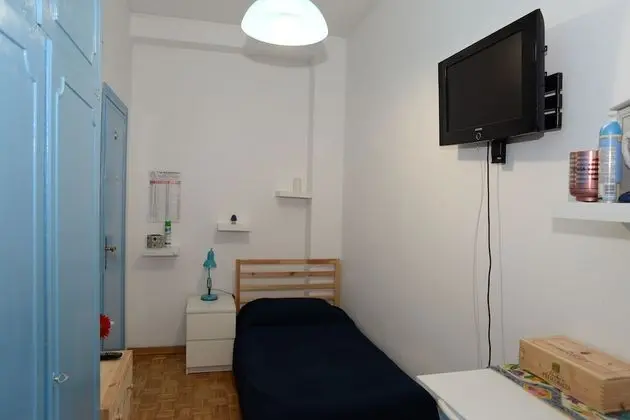 Tek Kişilik Oda, Ortak Banyo