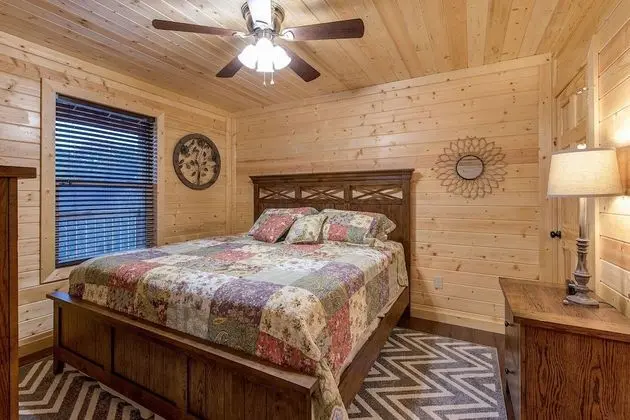 Kulübe (Emily's Hideaway)