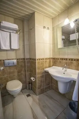 Standard Tek Büyük veya İki Ayrı Yataklı Oda