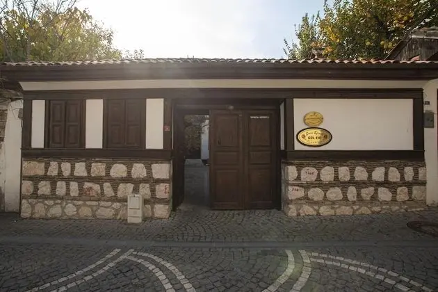 Standard Tek Büyük veya İki Ayrı Yataklı Oda, Nehir Manzaralı