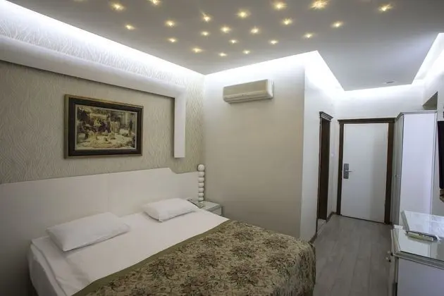 Standard Tek Büyük veya İki Ayrı Yataklı Oda, Nehir Manzaralı