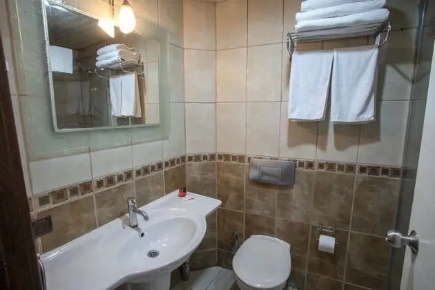Standard Tek Büyük veya İki Ayrı Yataklı Oda, Nehir Manzaralı