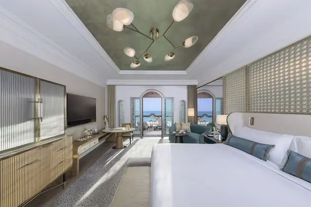 Club Oda, 1 En Büyük (King) Boy Yatak, Deniz Manzaralı