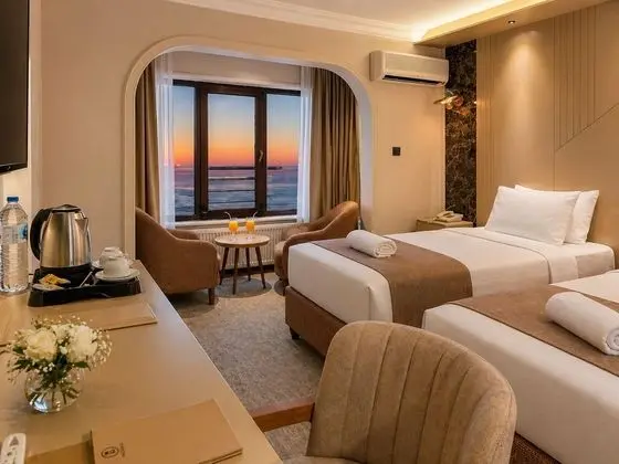 Deluxe Twin Deniz Manzaralı