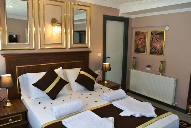 Executive Double Room, Balcony, City View (2 People, Age 18-40)