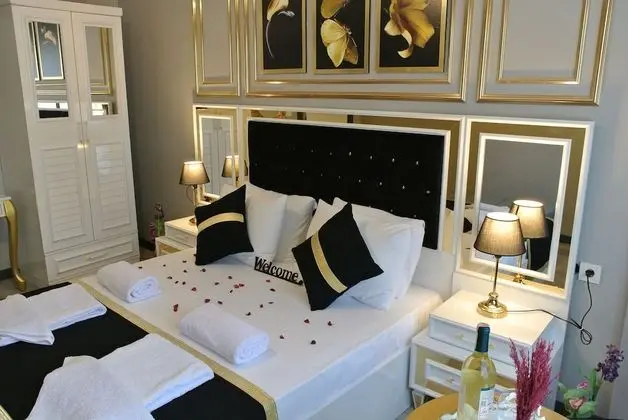 Junior Suite, Multiple Beds, Kitchenette, City View