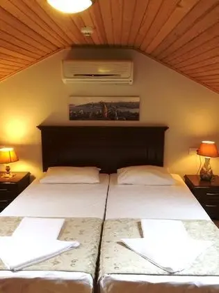 Economy Çatı Katı Süiti (Penthouse), 2 Tek Kişilik Yatak, Özel Banyo