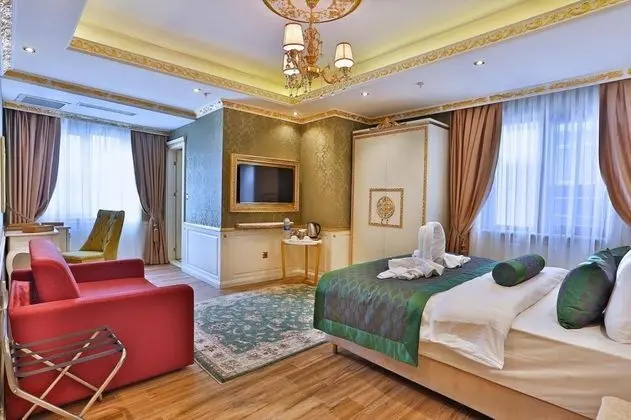 Deluxe Triple Room