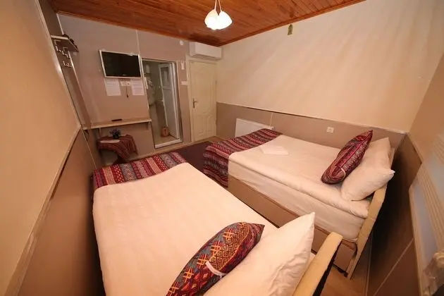 Standard Üç Kişilik Oda