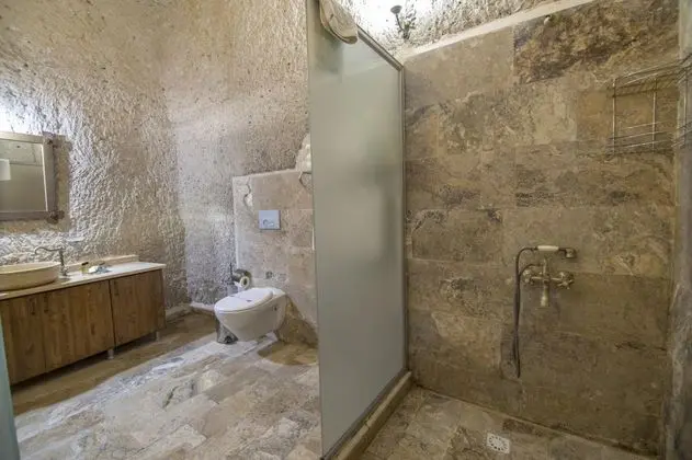 Triple, Şehir Manzaralı