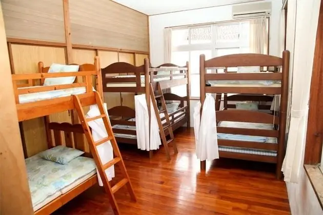 Ortak Ranzalı Oda, Sadece kadınlar için, Ortak Banyo