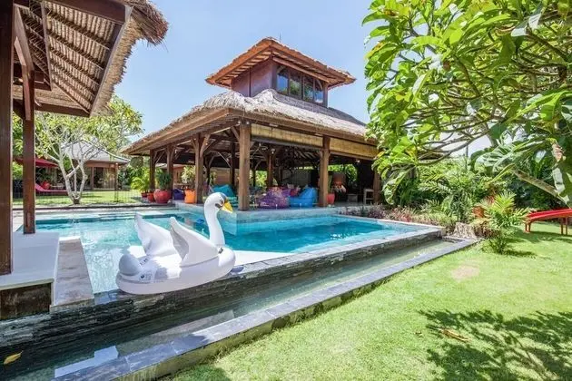 Basic Villa, Birden Çok Yatak