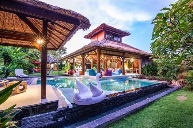 Basic Villa, Birden Çok Yatak
