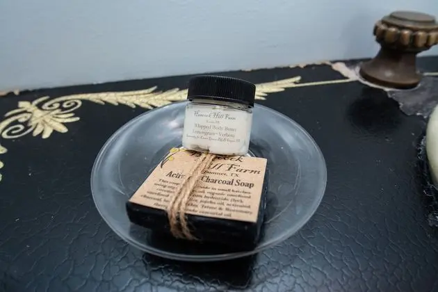 Deluxe Üç Kişilik Oda (Botanical)