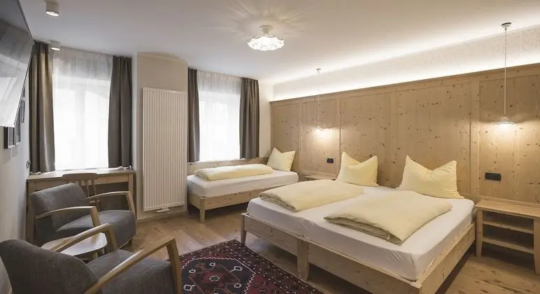 Junior Süit, Birden Çok Yatak (Josefine)