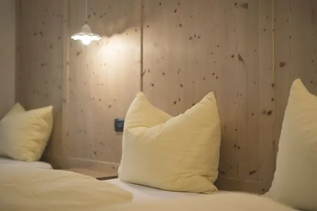 Junior Süit, Birden Çok Yatak (Josefine)