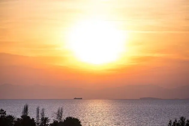 Superior Tek Büyük veya İki Ayrı Yataklı Oda, Kısmi Deniz Manzaralı