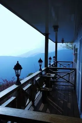 Standard Tek Büyük Yataklı Oda, Göl Manzaralı