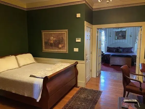 Oda, Özel Banyo (Sydney's Suite (Springfield))